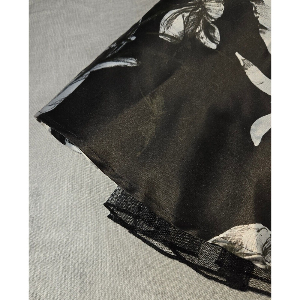 City Studio Skirt 13 Tulle Lined Black Floral Short Skater Flare 32" W x 18" L - Picture 4 of 16